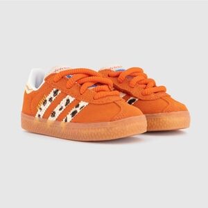 Size 6 Adidas Gazelle J Toy Story Jessie Gum Pixar Adidas Kids'  Orange Sneakers